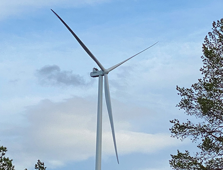 Bildet viser den første turbinen ved Kjølberget